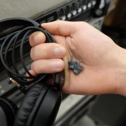 Flare CALMER® -Earjobs CAL HEAHPHONES 1000x1000 12c009ec b508 4022 990e 08b56a02de8f